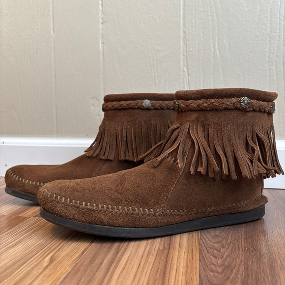 Shoes - Minnetonka Moccasins 293 High Top Fringe Boot in Dusty Brown Suede